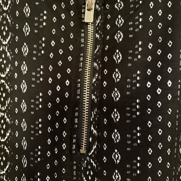 Lily Morgan 2x Shirt - Picture 5 of 5